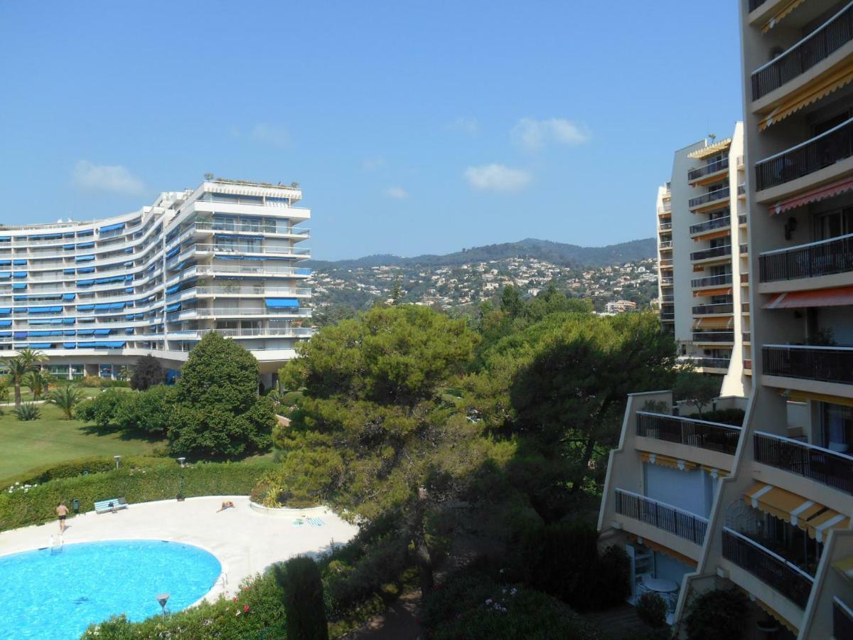 Appartement Le France - Vacances Cote D'Azur Mandelieu Eksteriør billede