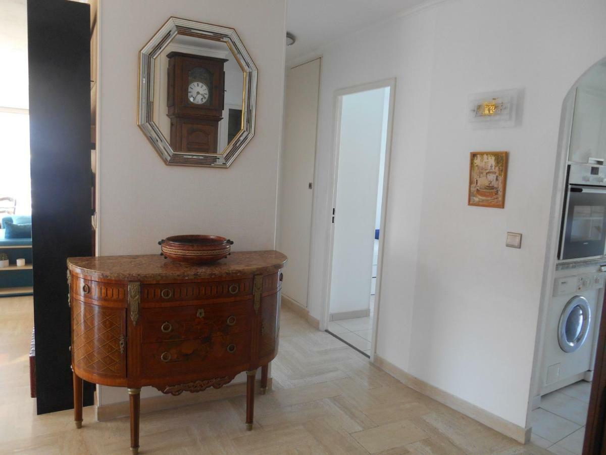 Appartement Le France - Vacances Cote D'Azur Mandelieu Eksteriør billede